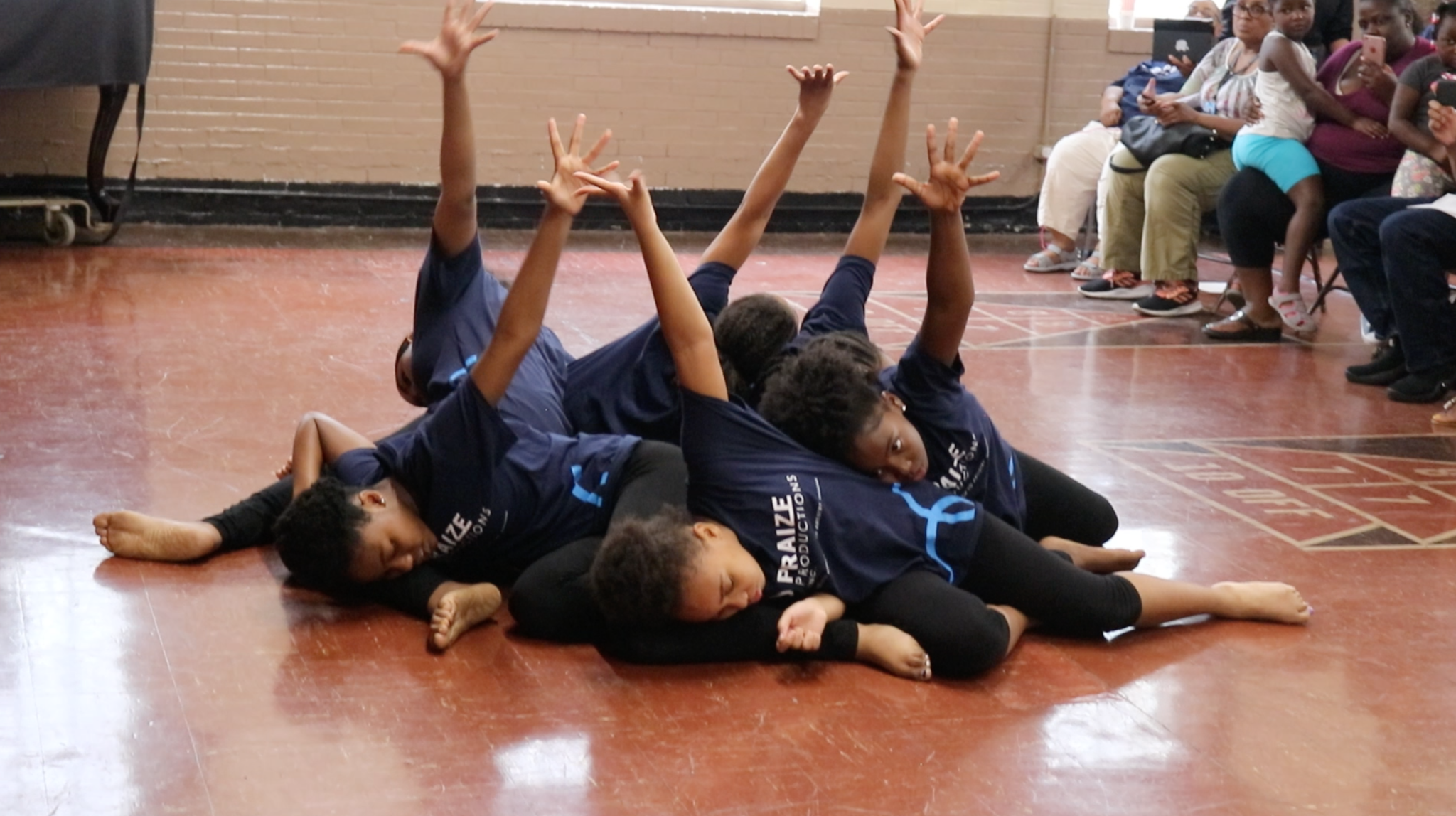[VIDEO] Praize Productions inspires Black youth through ballet, jazz and other dance