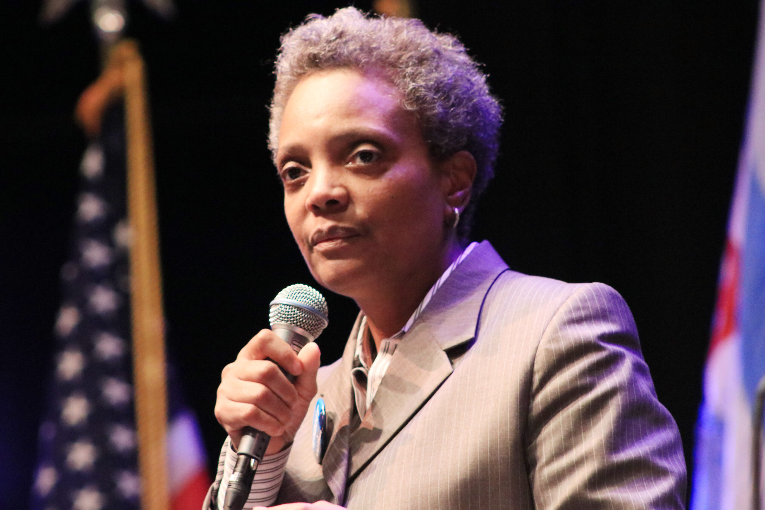 Lightfoot extends CPS school closures through April 20