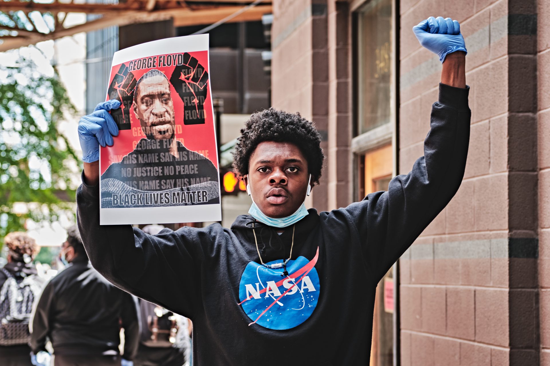 Charlie Kirk gets a 'Day of Remembrance;' Chicago organizers will spend it remembering the forgotten • The TRiiBE