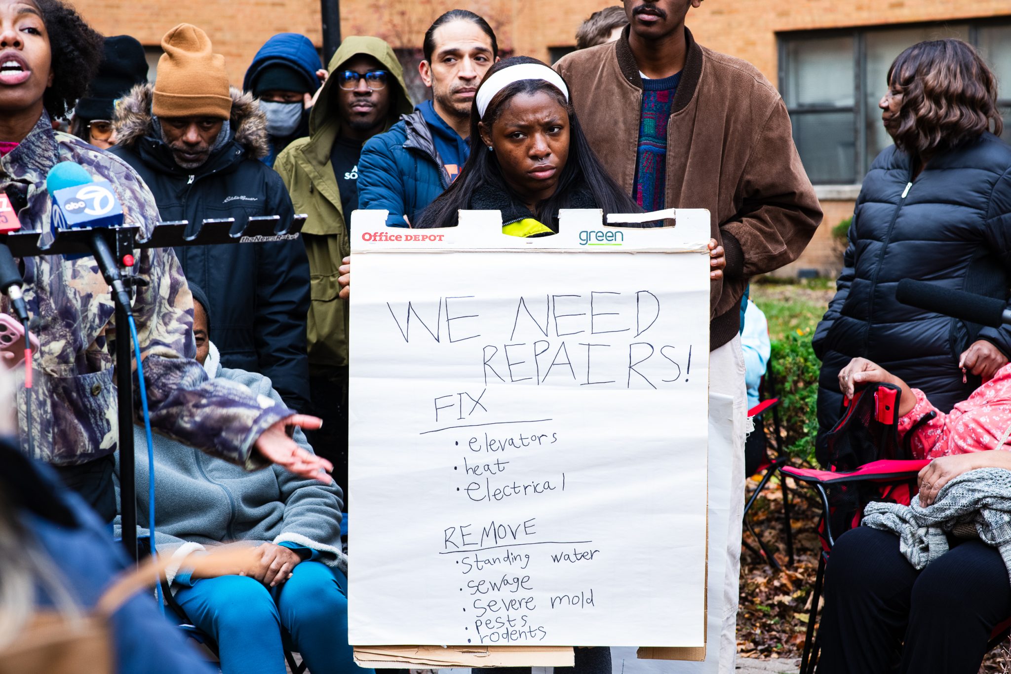 Building raided by ICE now ‘falling apart from the inside out,’ South ...