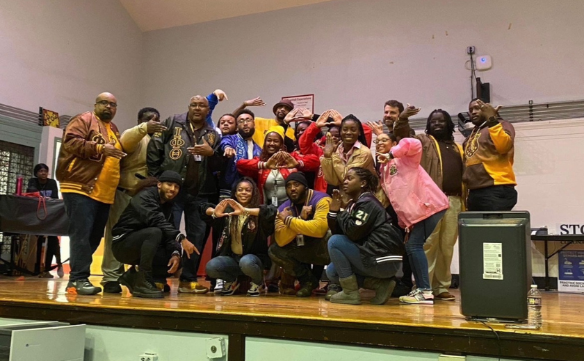 At North Lawndale College Prep, ‘D9 Takeover’ connects students to mentorship and scholarships