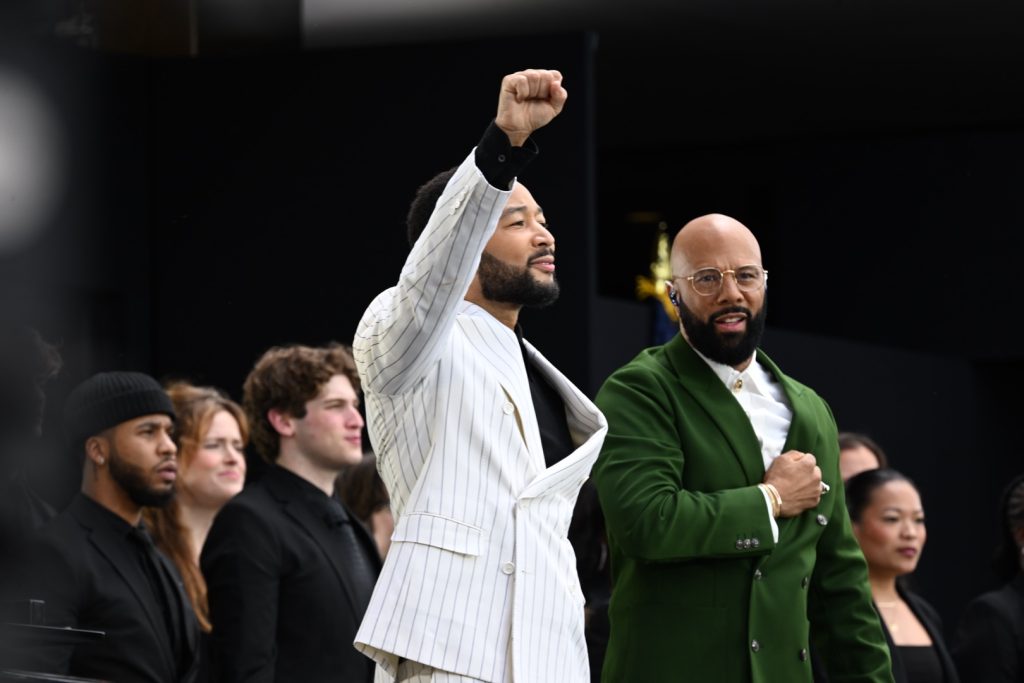 People aren't looking for perpetual anger and division,' Obama inspires hope at Presidential Center opening • The TRiiBE